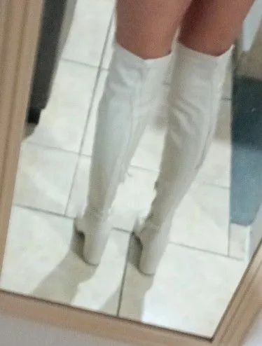 Bota feminina branca  - Foto 4