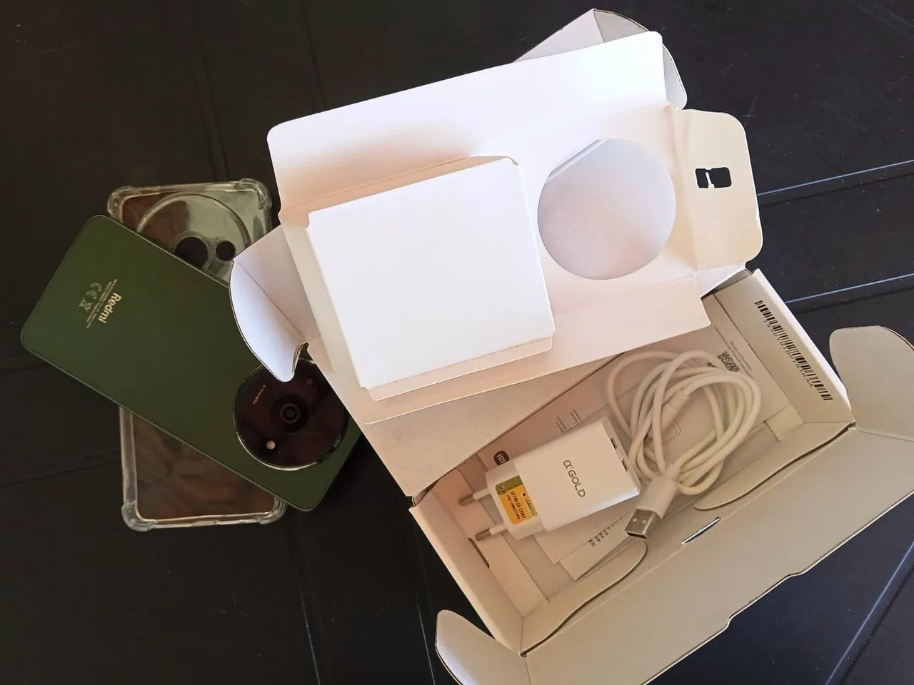 VENDO: XIAOMI redmi A3 verde escuro. - Foto 2