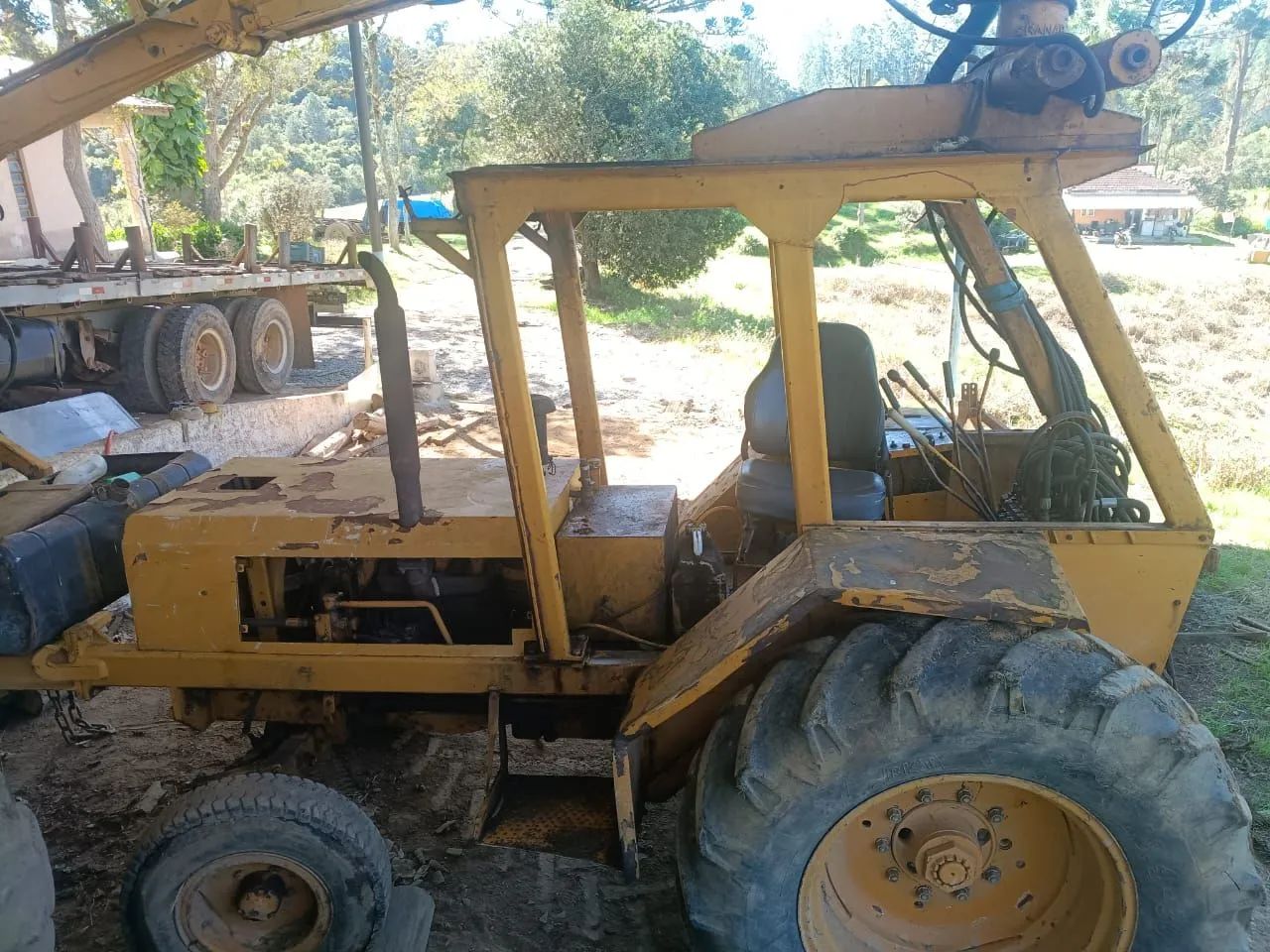Trator Valmet Garra Florestal