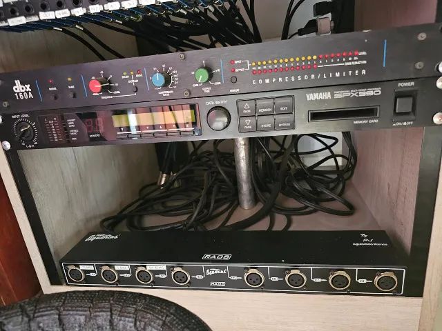 Yamaha SPX990 (Processador Efeitos de Aúdio) - Equipamentos e