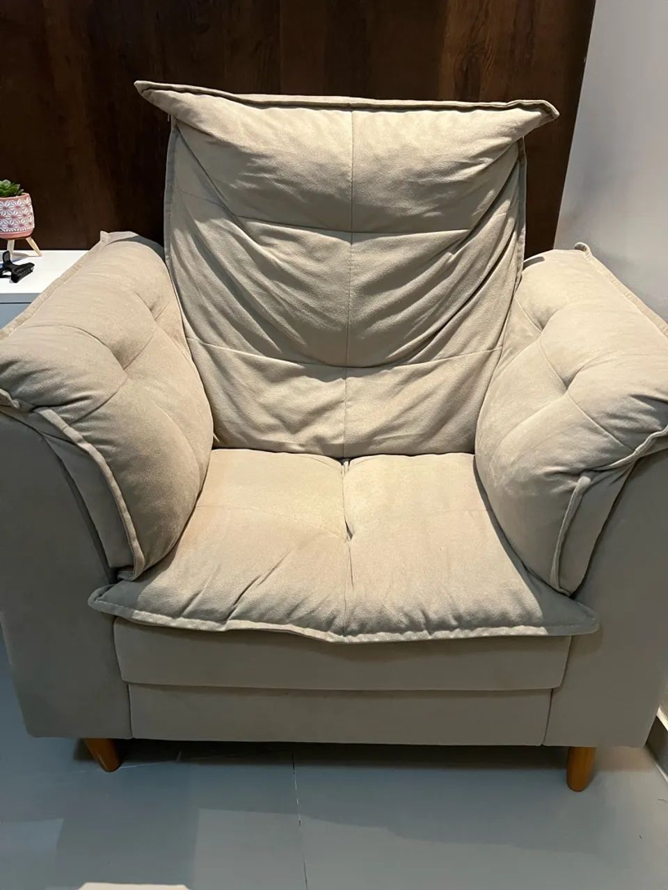 Poltrona em ótimo estado!!