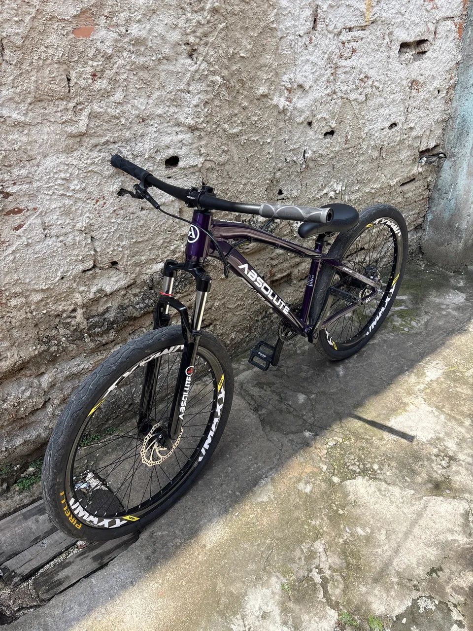 Bicicleta absolute pro 