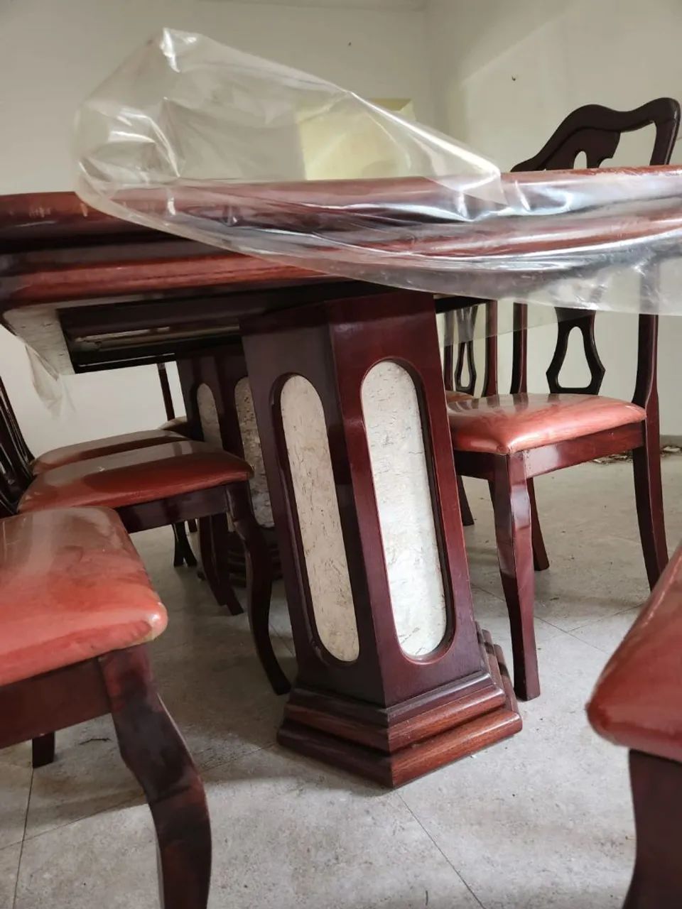 Mesa de jantar com 8 cadeiras - Foto 5