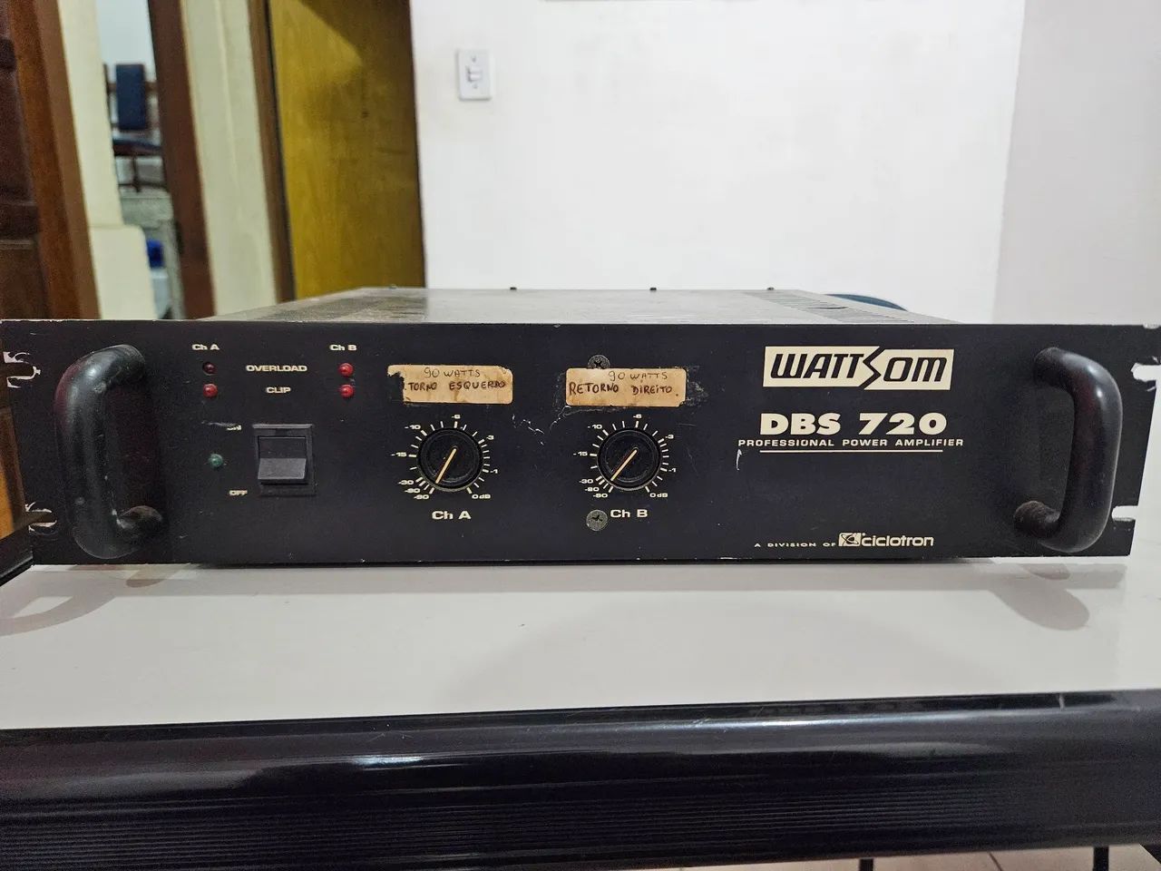 Amplificador Wattsom DBS 720 