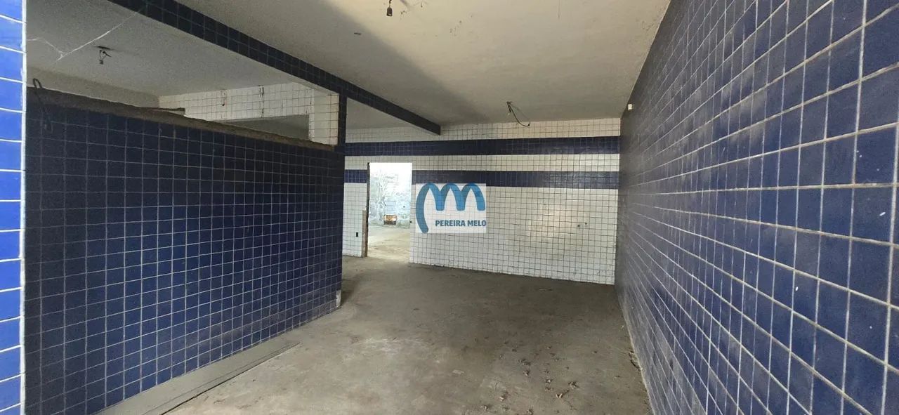 Galpão com 1.065.00 M2 de área construída próximo ao Supermarket do Rocha. - Foto 5