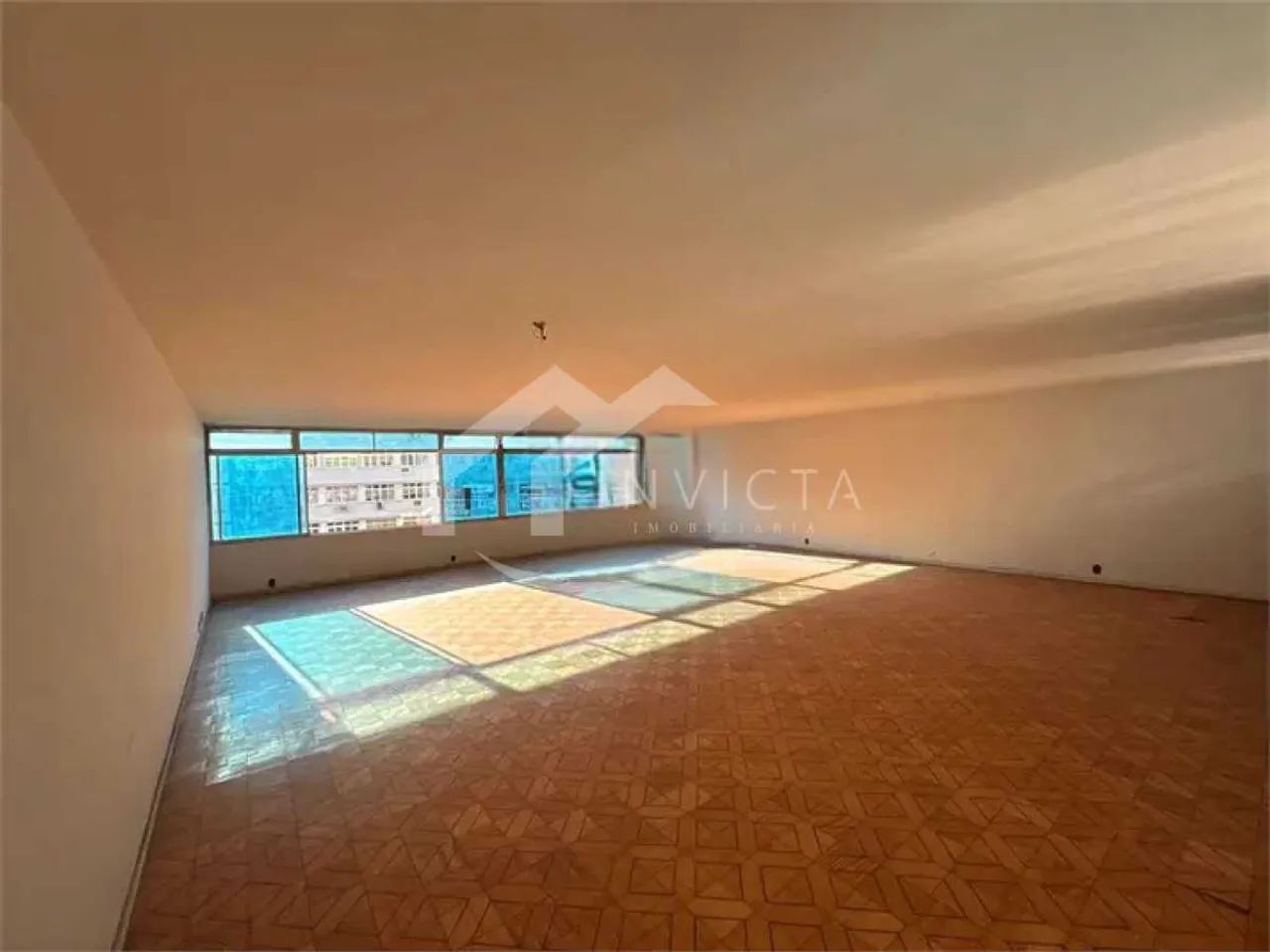 Apartamento com 4 quartos à venda em Flamengo