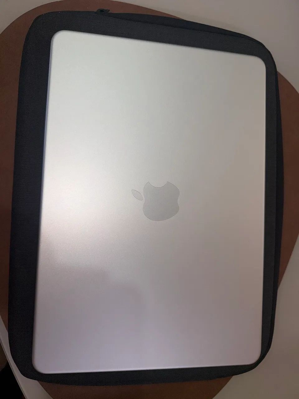 Macbook neo novo prata