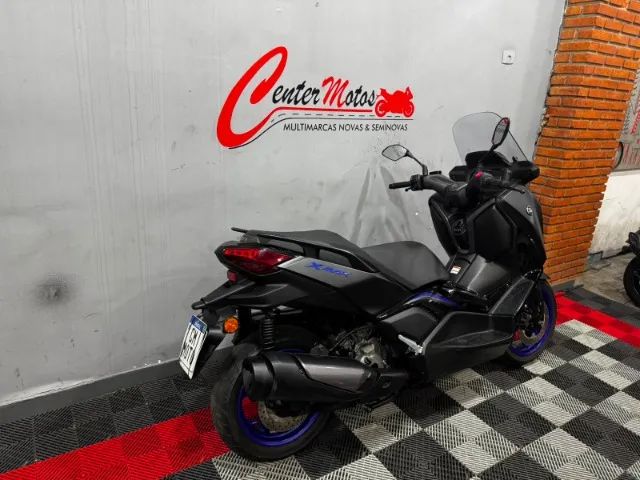 YAMAHA XMAX 300 ABS CONNECTED - Foto 3