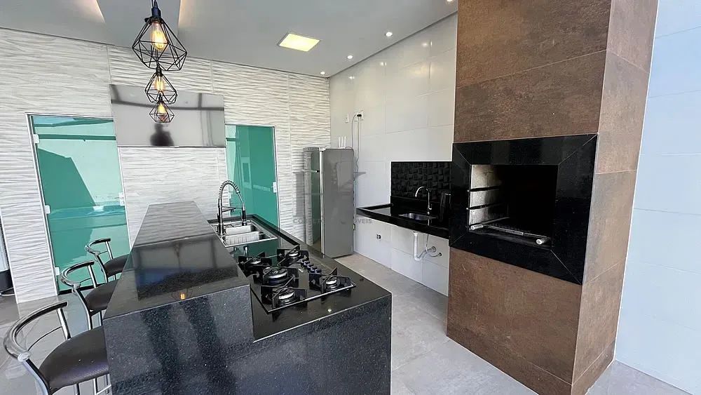4 quartos, sendo 2 suítes. Espaço gourmet com piscina aquecida. - Foto 2