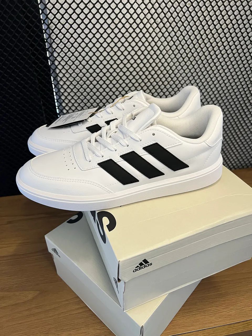 Tênis Adidas Courtblock White - Foto 2
