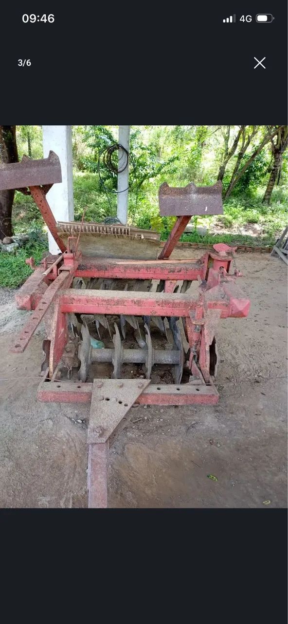 Vendo ou troco tudo ( Trator, grade e o Lada Niva.) por caminhonete  - Foto 2