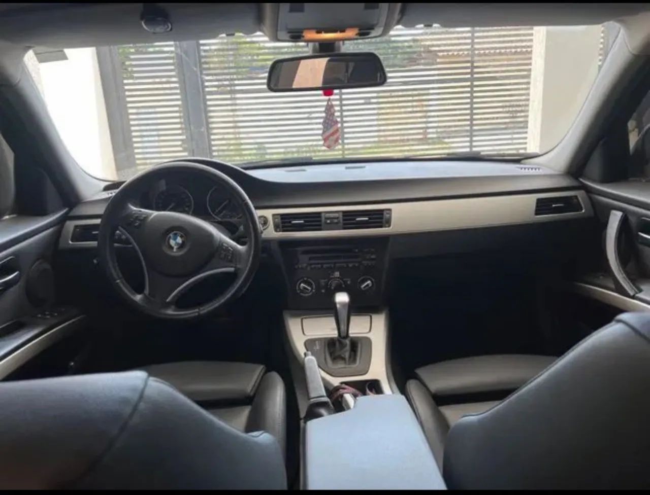 BMW 320I A 2010 - Foto 2
