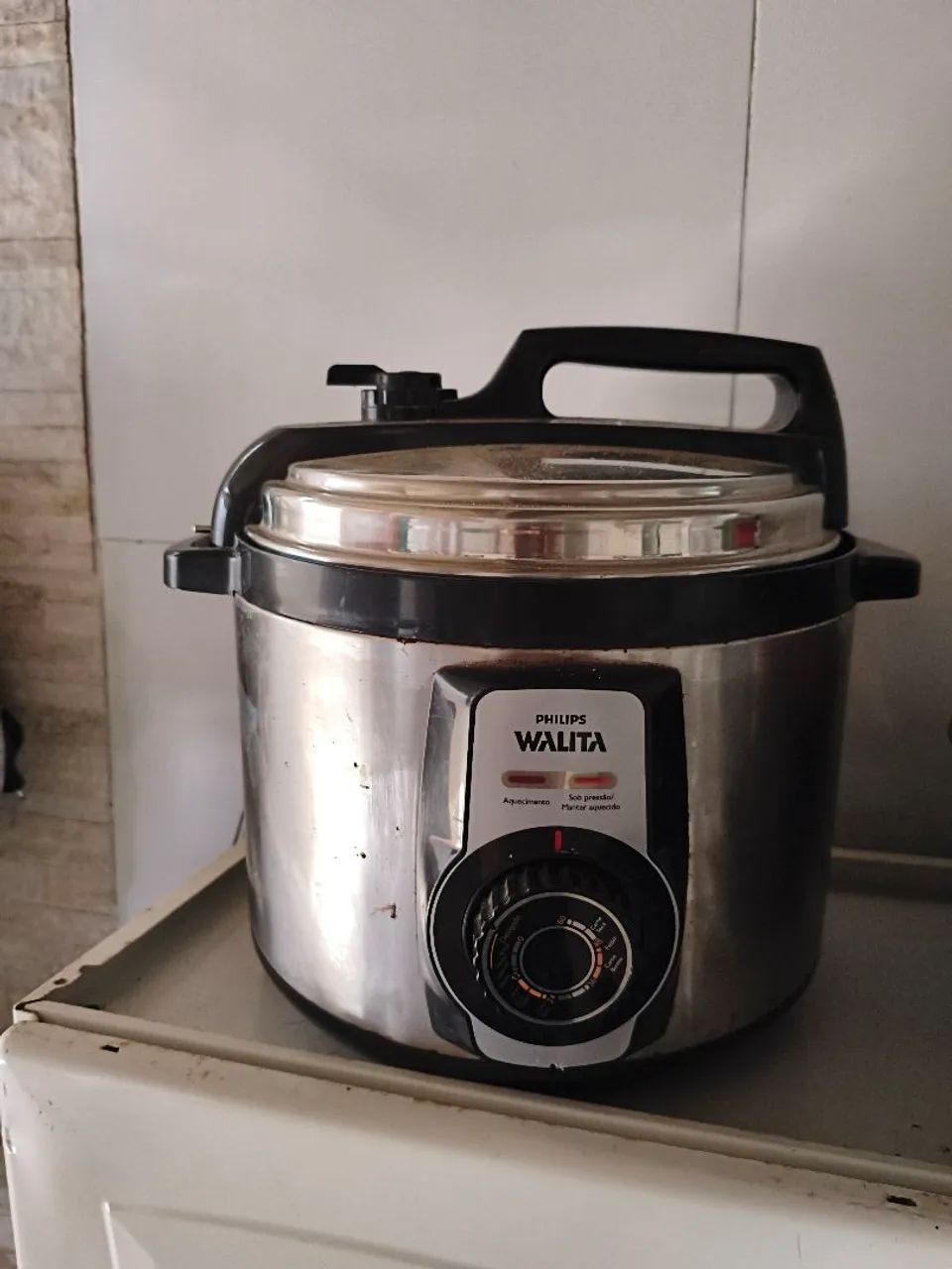 Panela elétrica Walita 