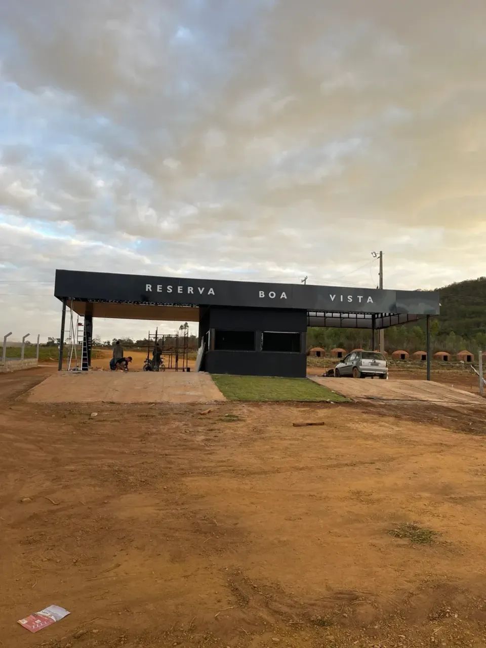 PARCELAS DE R$ 520,00 NO LAGO CORUMBÁ 4 - Foto 2