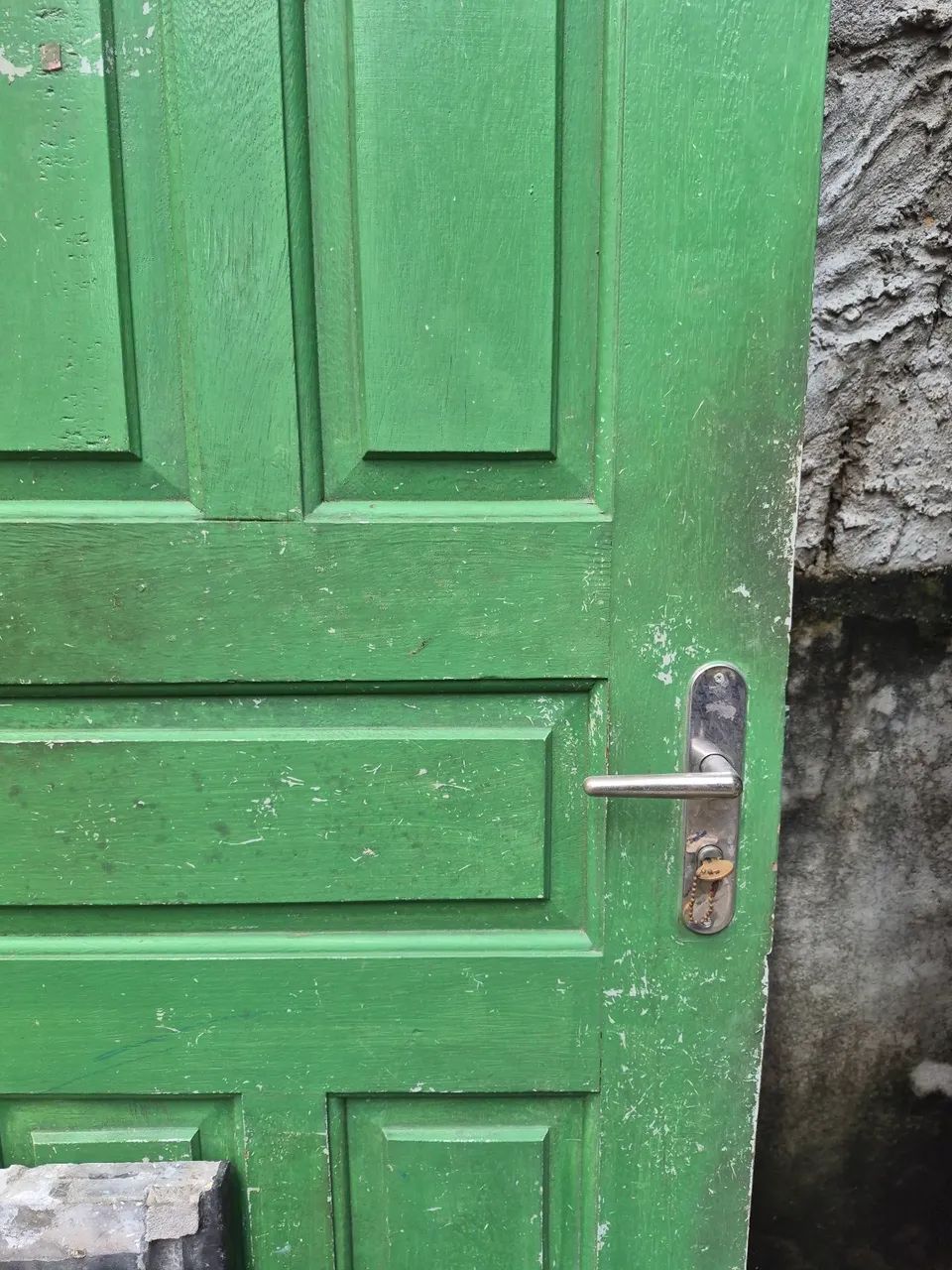 Portas e Janelas de madeira maciça  - Foto 4
