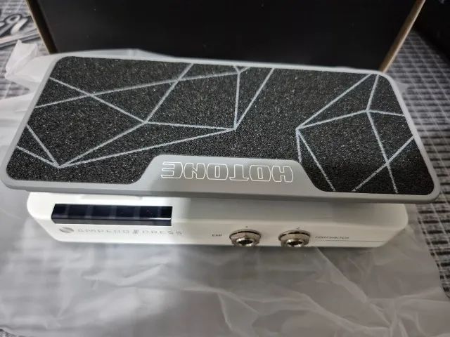 Hotone Ampero Press Ii - Pedal De Expressão Passivo 2 Em 1