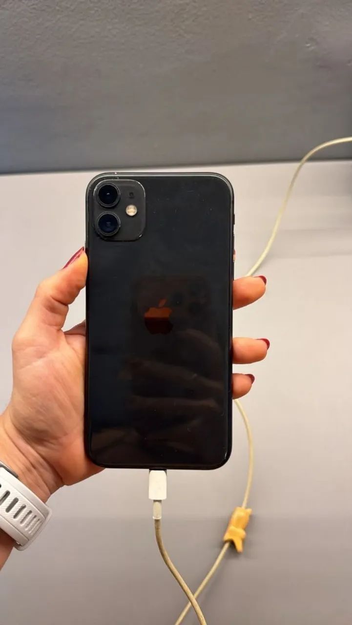 iPhone 13 - 128 GB - Preto - Foto 2