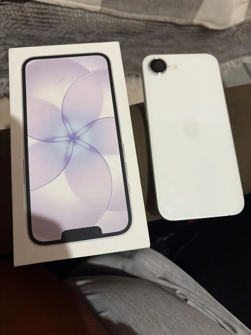 Apple iPhone 17e branco 256 g - Foto 2