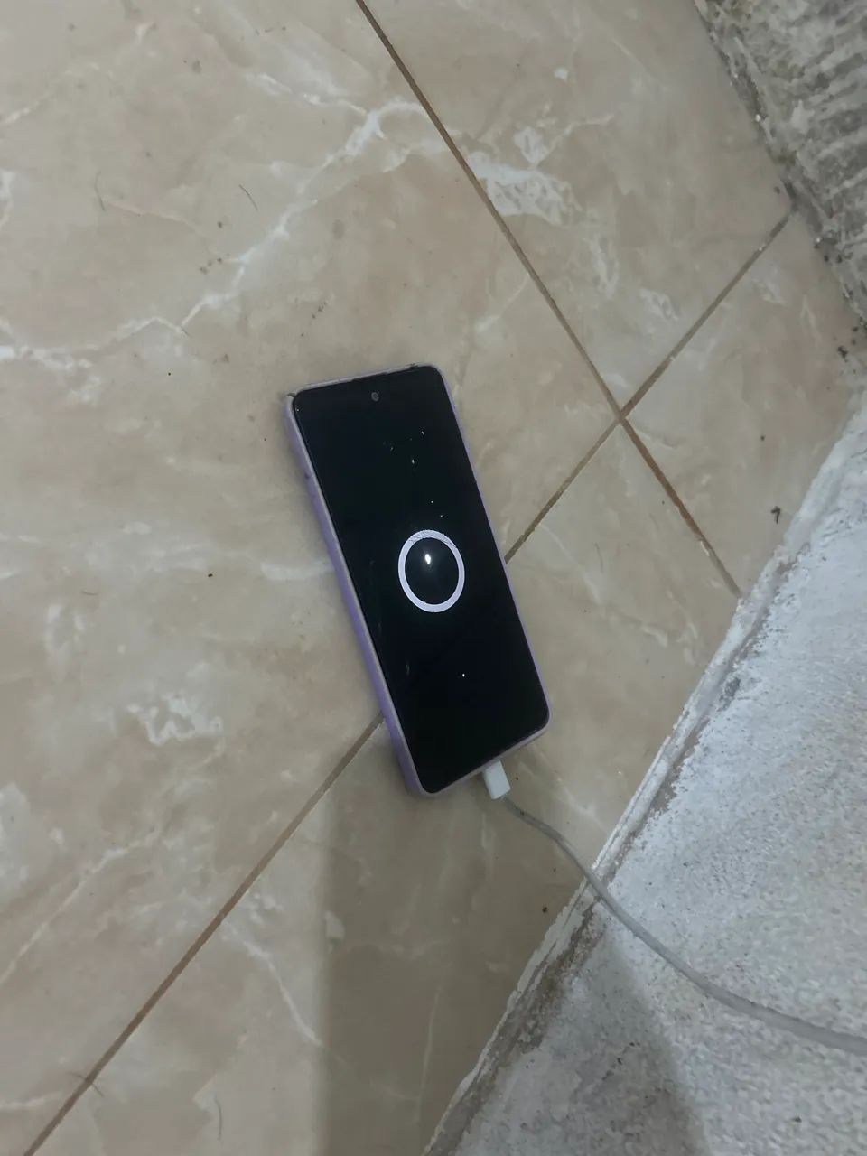 Celular A52 tela chiando, mas liga as vezes 