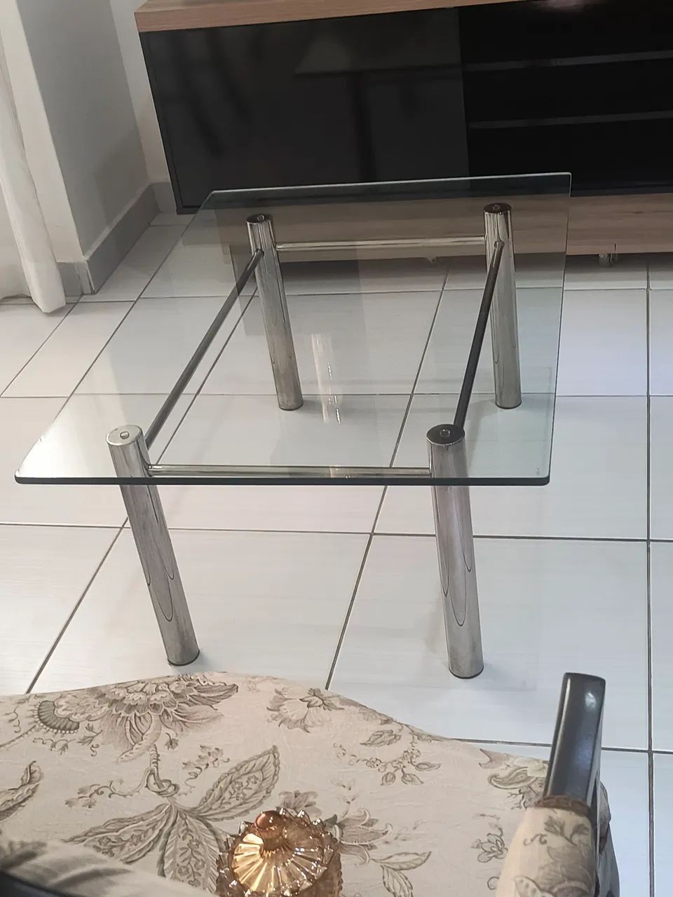 Mesa de vidro com pés de inox  - Foto 3