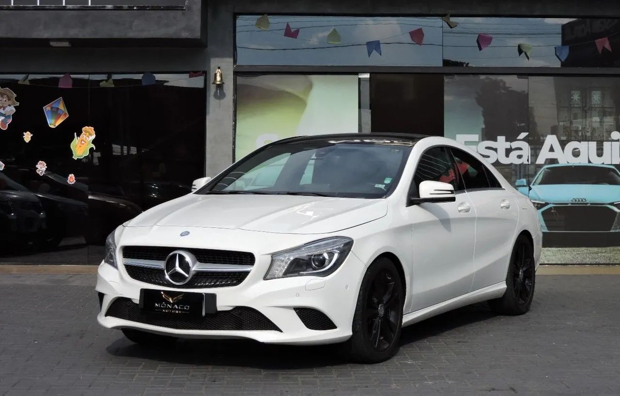 Mercedes-Benz Cla-200 2015