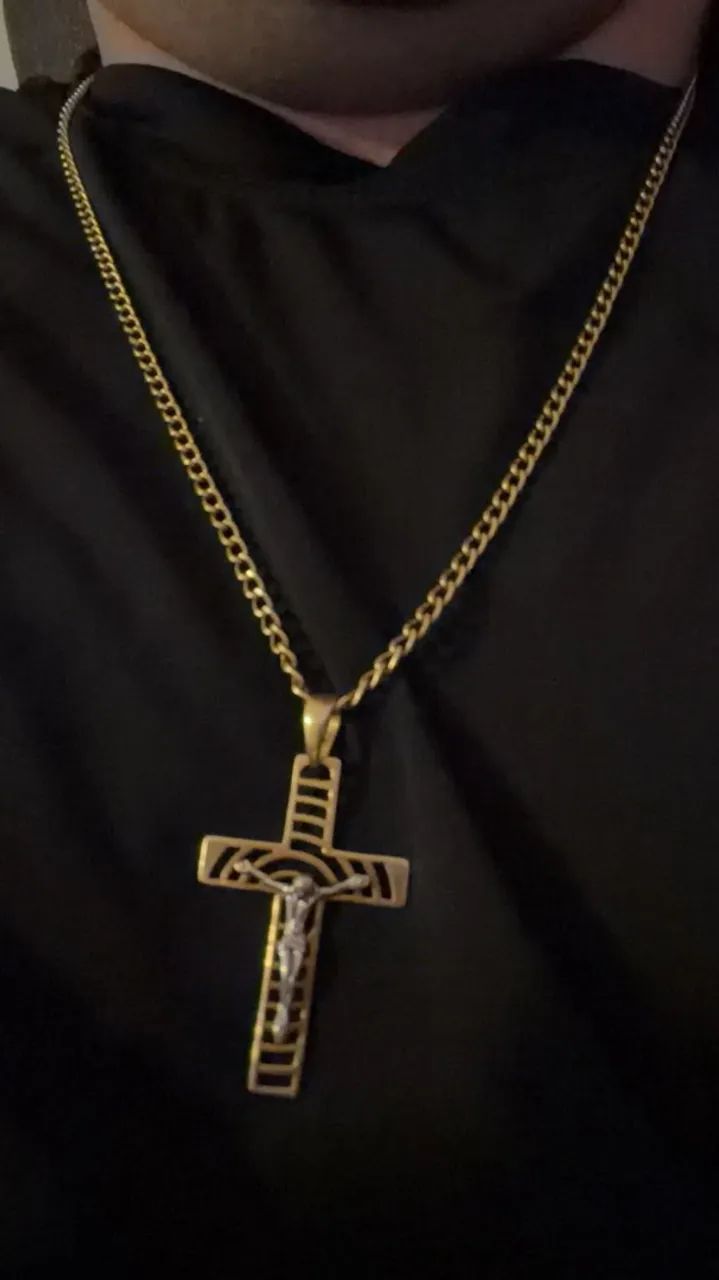 Cordão e pingente de ouro 18 k extra 480 a grama - Foto 2