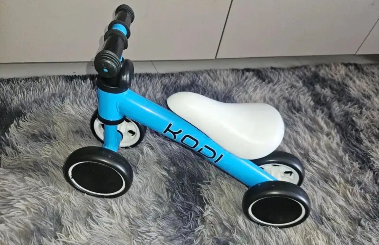 Bicicleta de equilíbrio infantil 