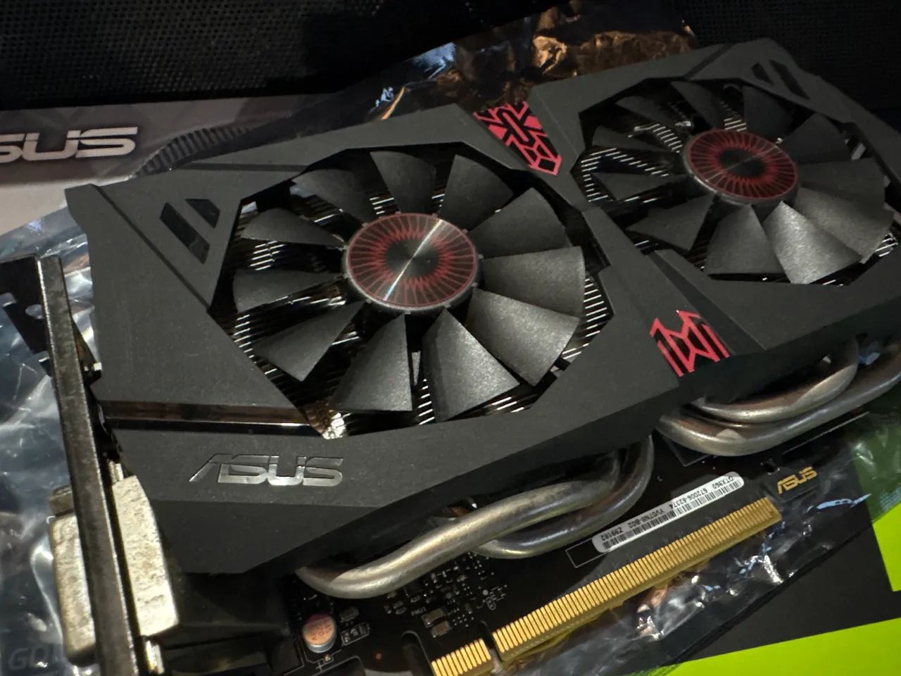 GTX960 4GB VRam ASUS Strix DC2OC Nvidea - Foto 2