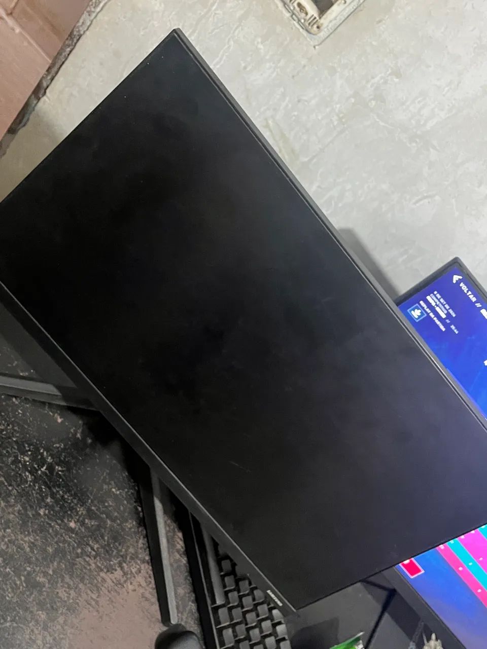 Monitor pra levar logo 