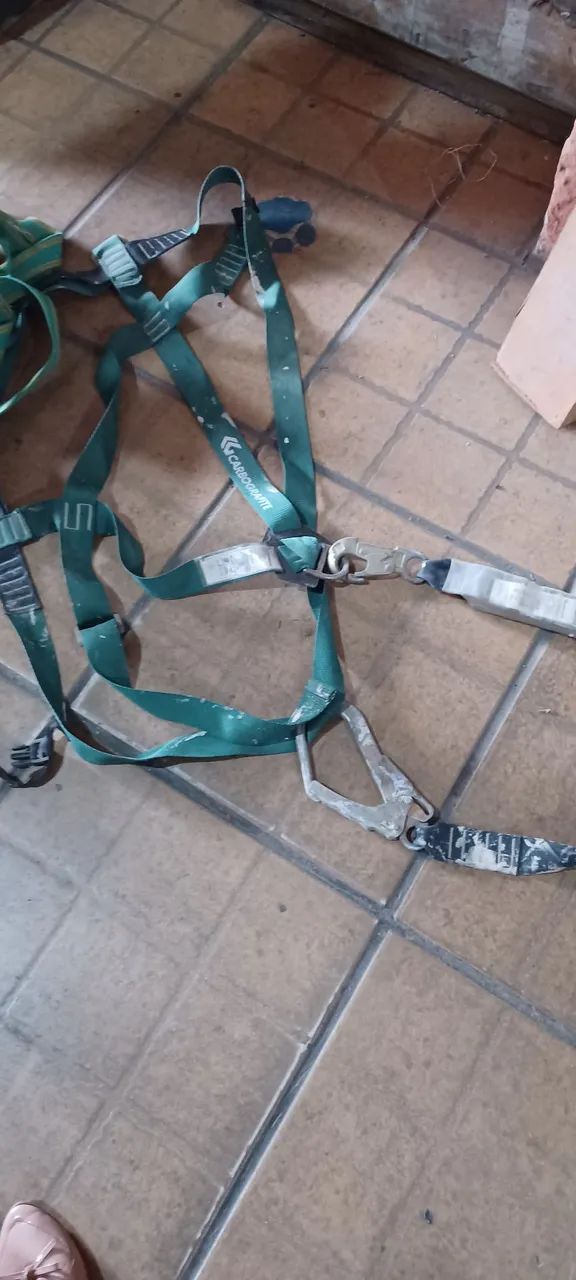 Cintos de segurança usados  - Foto 2