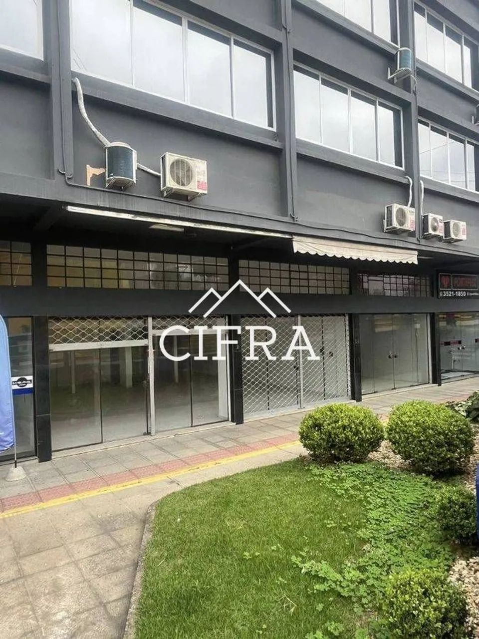 Sala Comercial - Aluguel - 139m2 - Praça Nereu Ramos - Edifício Walter Probst - Centro - R - Foto 2