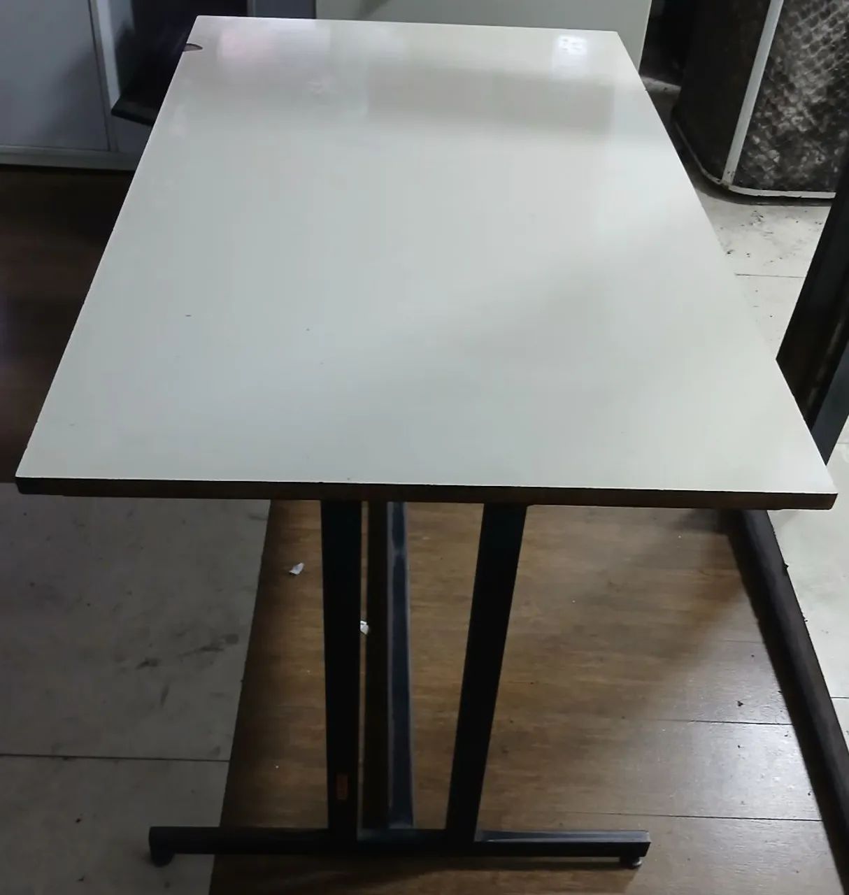 Mesa simples 1,20m - Foto 2
