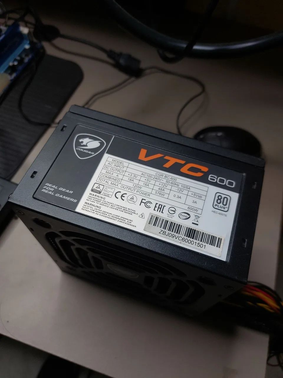 FONTE ATX COUGAR VTC 600W 80PLUS WHITE  - Foto 2