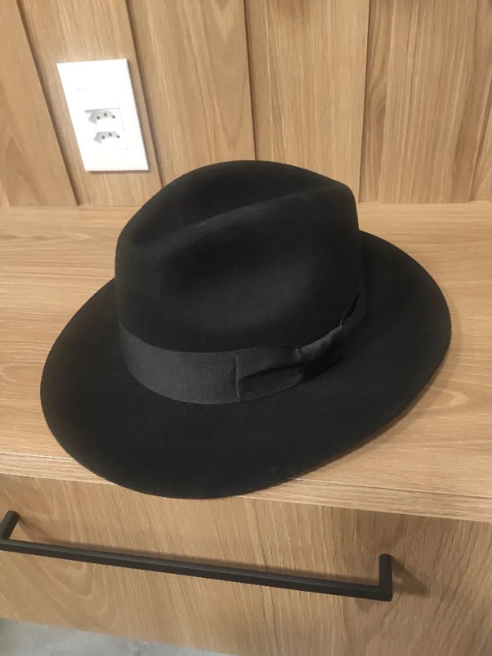 Chapéu Fedora preto
