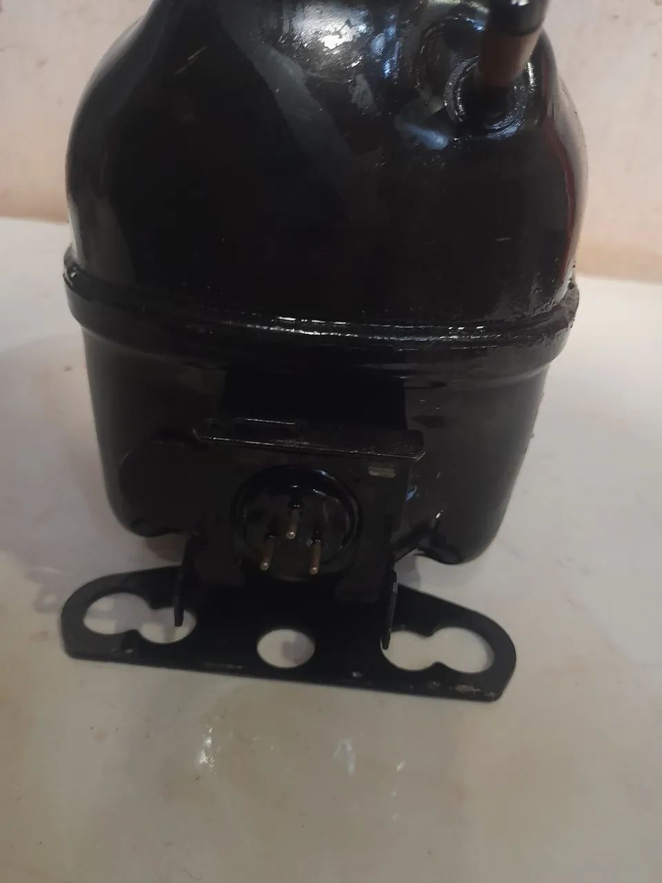 Compressor 1/5 embraco - Foto 3