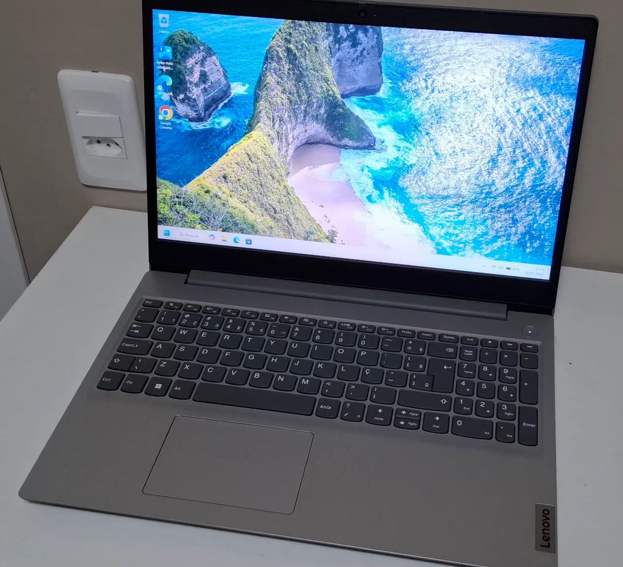 Notebook Lenovo i5 Geração 10 - SSD256 - 20gb de memória. Windows