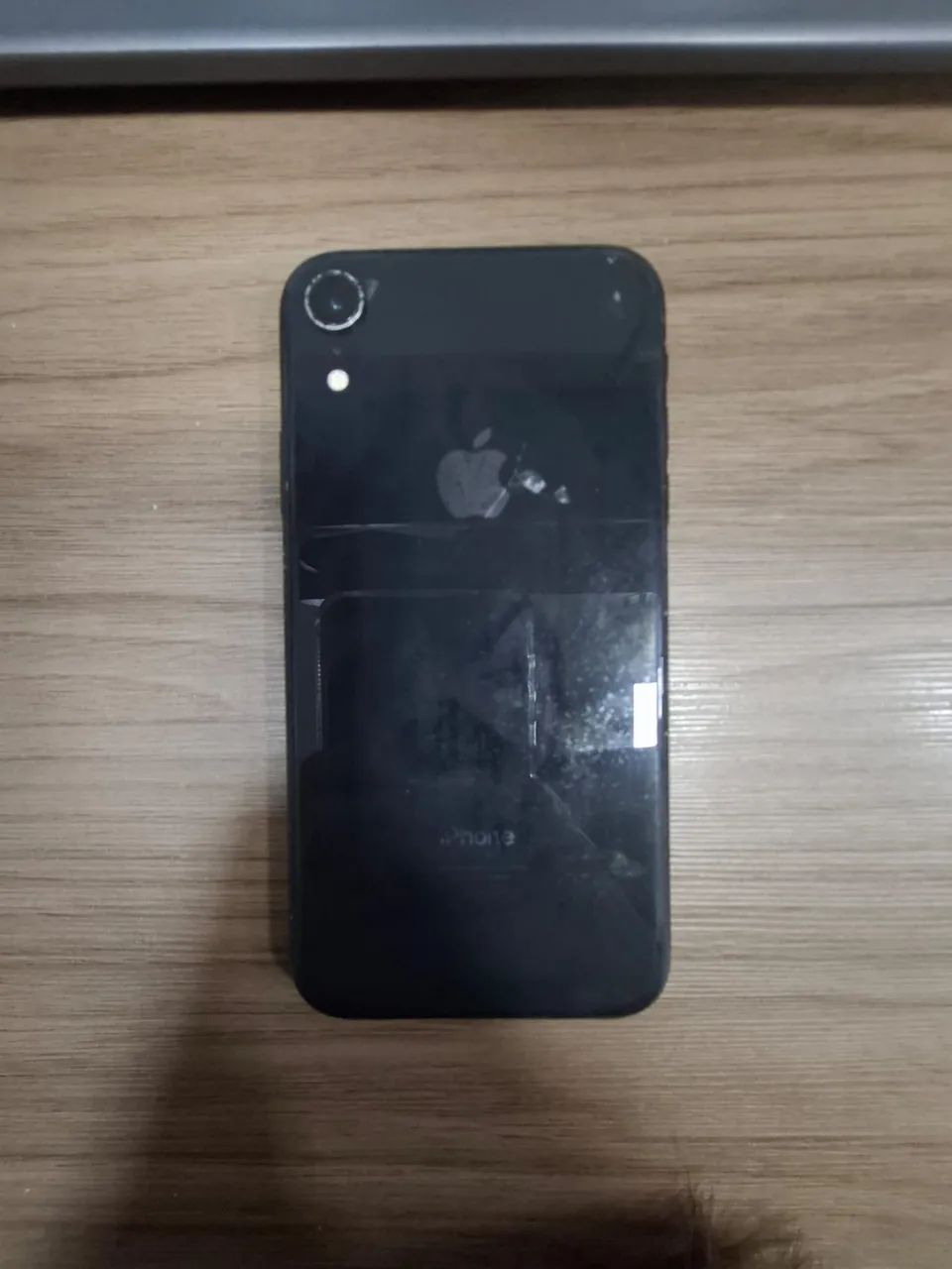 Vende-se iPhone XR 64g - Foto 4