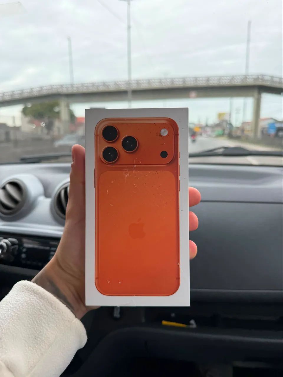 iPhone 17 pro max 