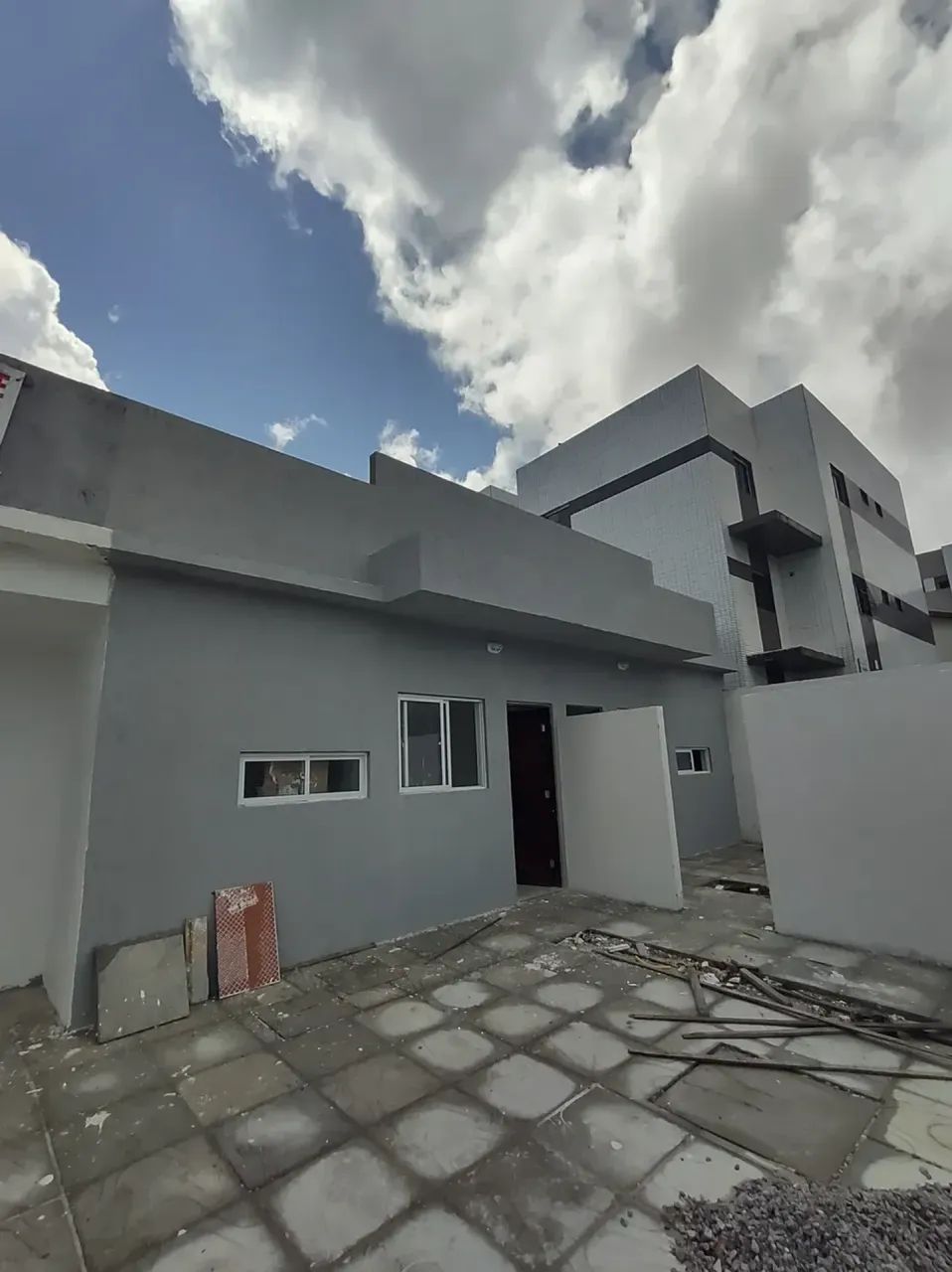 Oportunidade no João Paulo II, casa com 3 quartos e documentação inclusa, 330.000