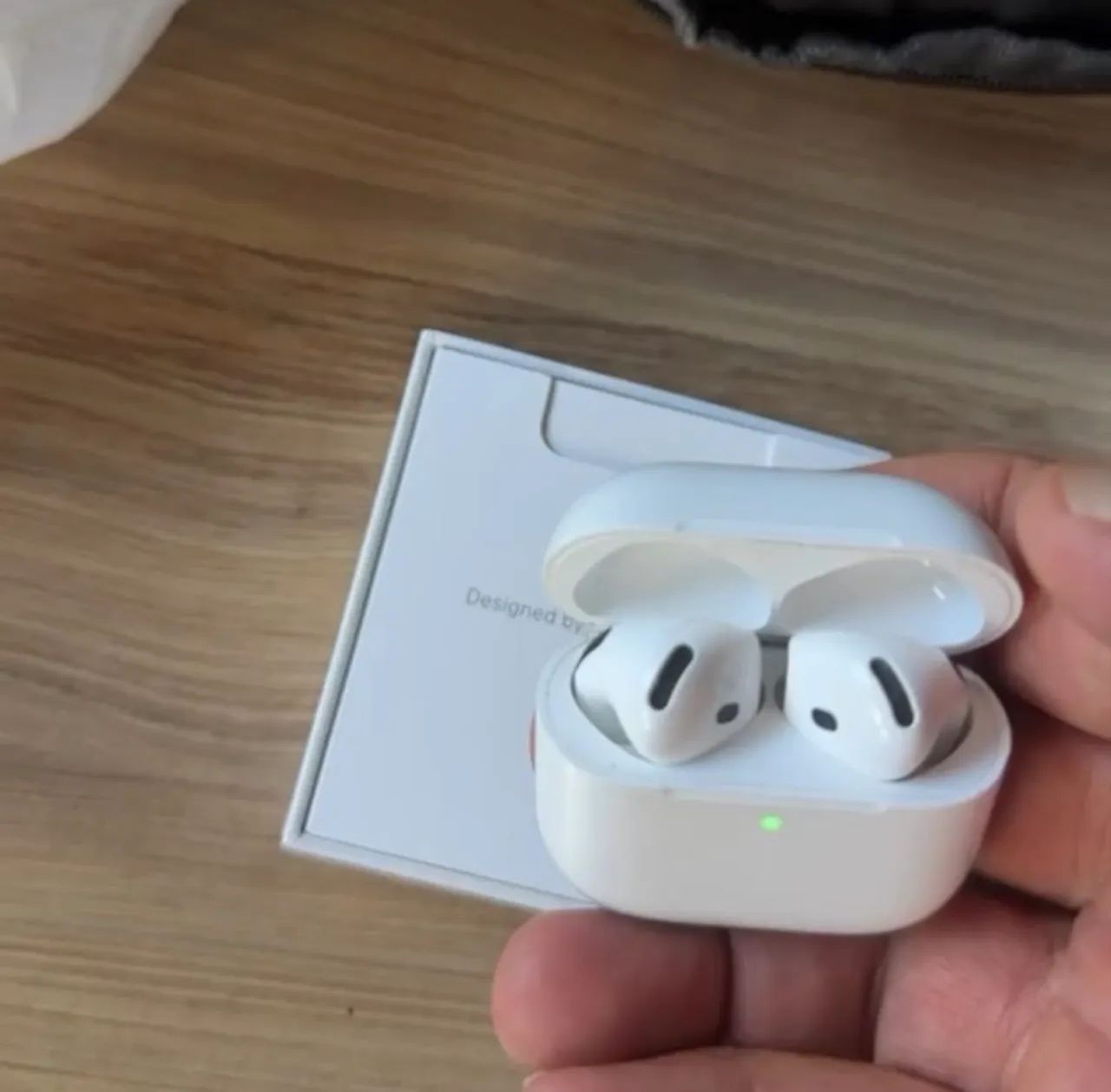 AirPods 4 com Cancelamento Ativo - Foto 4