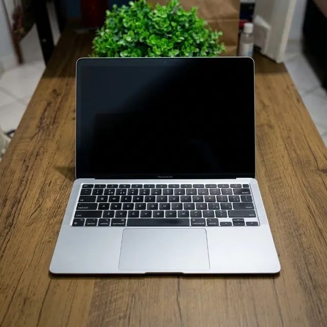 MacBook Air M1 2020 Space Gray - 8GB / 256GB SSD - Bateria