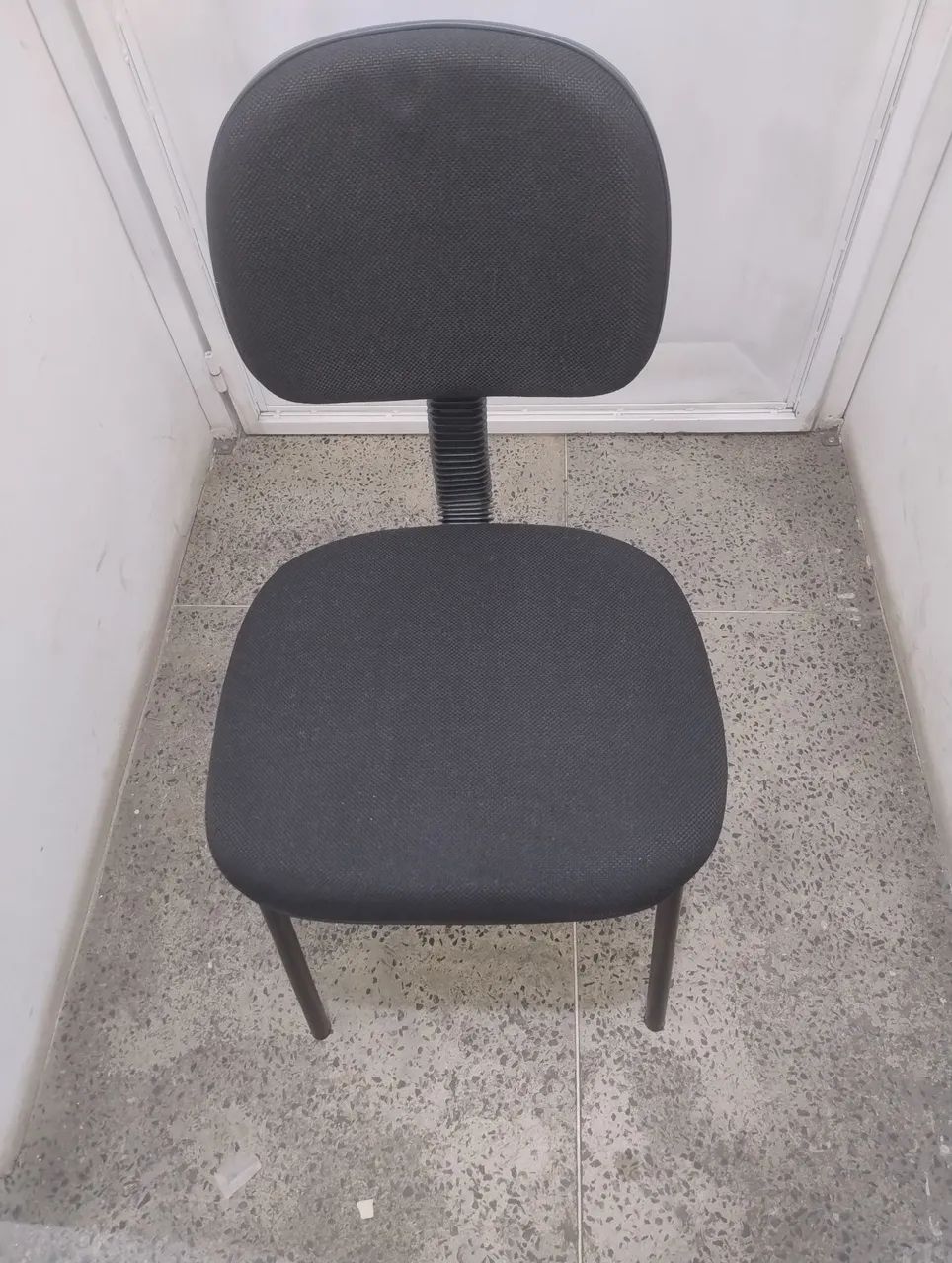 Cadeira de Escritório Fixa - Foto 3