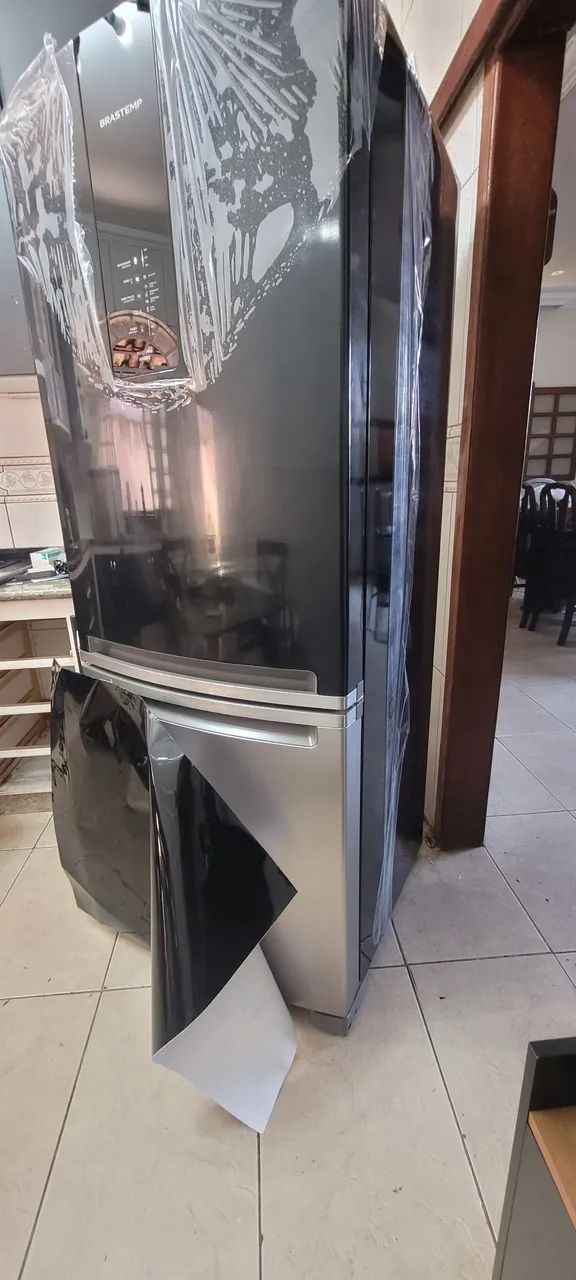 Plotagem de moveis, eletrodomésticos, parede, automóveis, portas. - Foto 3