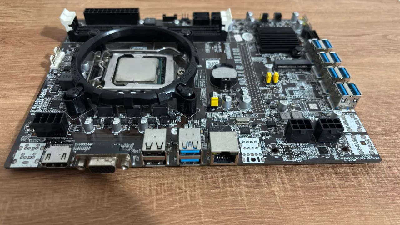 Placa Mãe 1155 BTC-B75-8USB com Processador Intel G530 - Foto 2