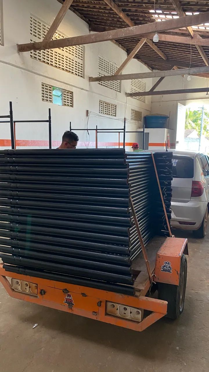 Locação de andaimes, escoras e equipamentos para construção cívil - Foto 2