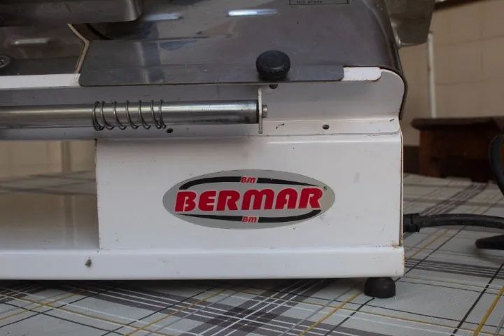 Máquina de Cortar Frios BERMAR - Foto 5