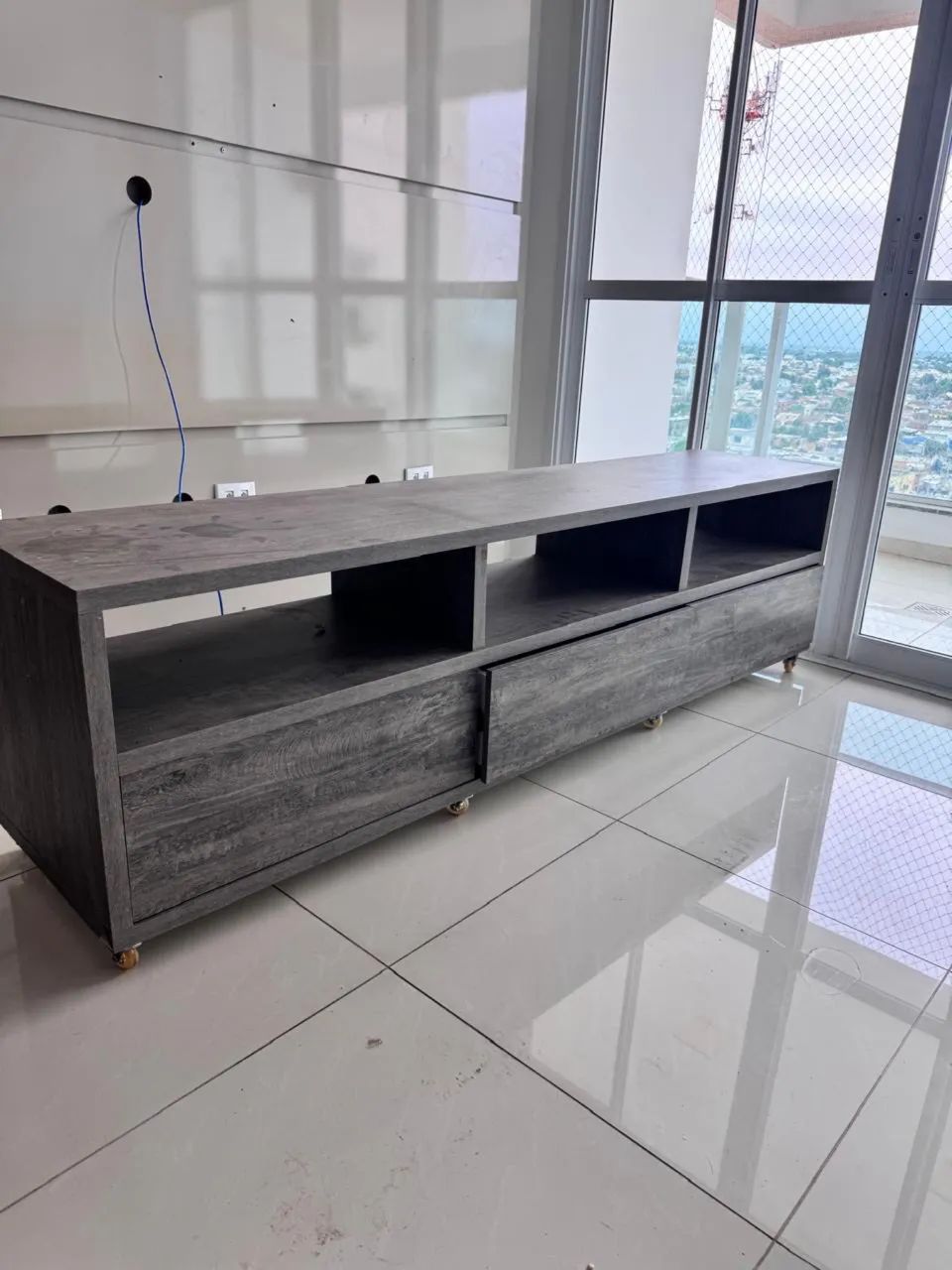 Vendo painel + rack de tv R$ 3.500,00 - Foto 2