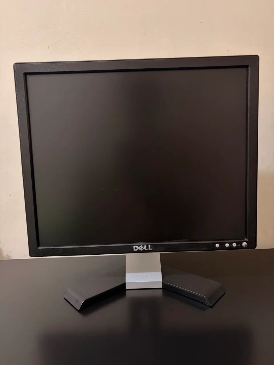 Monitor Dell 15.7 polegadas 60hz - Foto 4