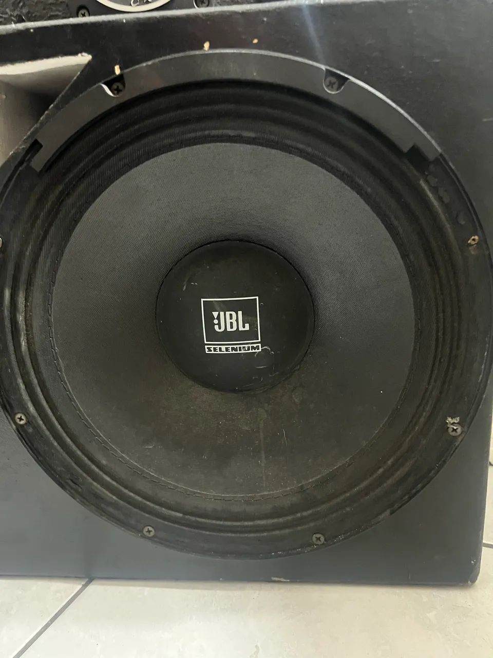 Caixa de som automotivo JBL  - Foto 3