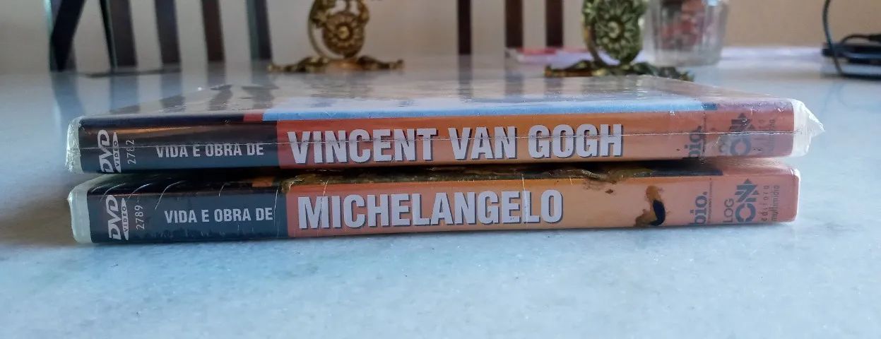 dvd original - vida e obra de vincent van gogh e michelangelo = lacrados - Foto 2